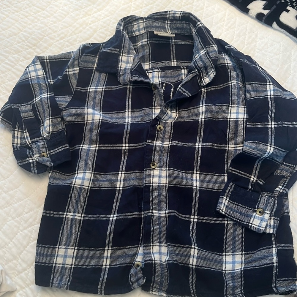 Flannel button down peace sign decal on back
